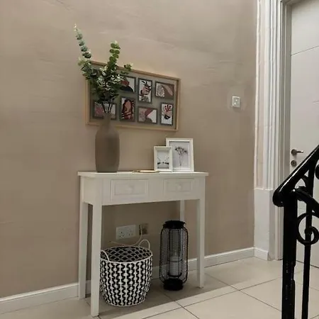 펜션 Townhouse 26 In Sliema, Malta