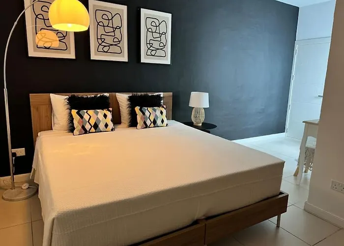 Townhouse 26 In Sliema, Malta