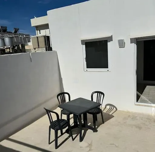 Townhouse 26 In Sliema, Malta