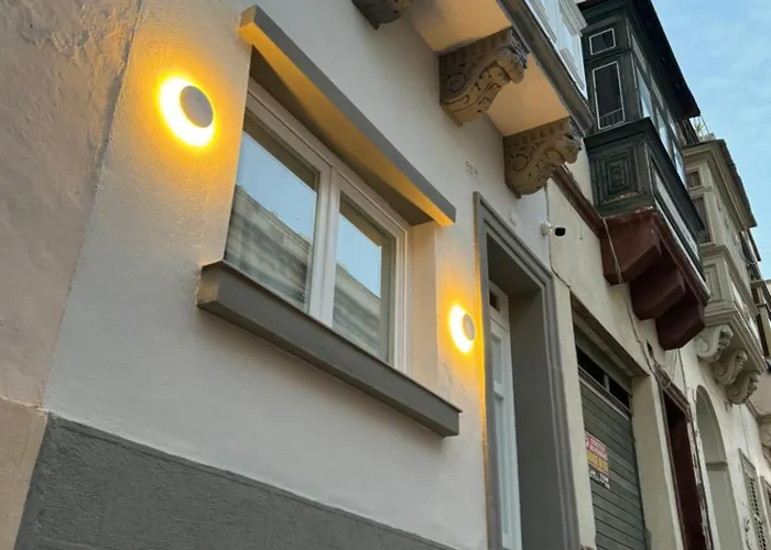 Townhouse 26 In Sliema, Malta 斯利马