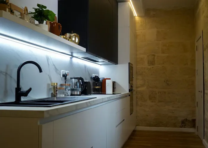 Townhouse 26 In Sliema, Malta *